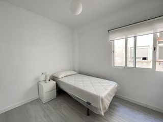 Piso en alquiler en La Luz - El Torcal en Málaga