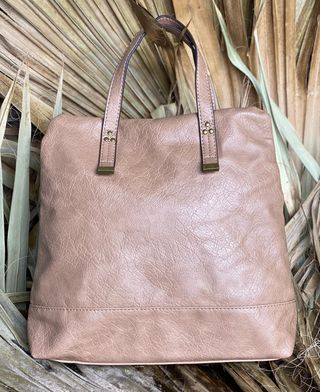 Bolsos de varios colores, marca Mr. Sobraeti