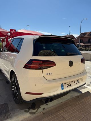 Volkswagen Golf gte