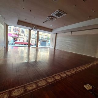 Local comercial en alquiler en Zona Teatro Campoamor en Oviedo