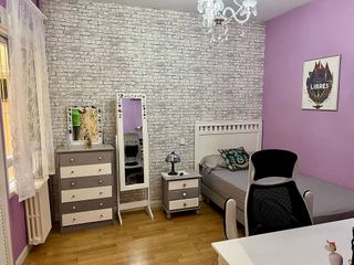 Piso en venta en Fuente del Berro en Madrid