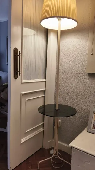 Lámpara de pie metal y cristal