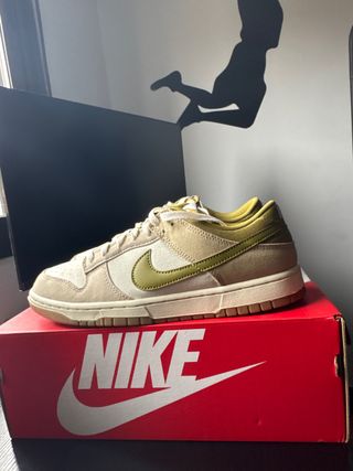 Nike Dunk Low Beige/Olive Green