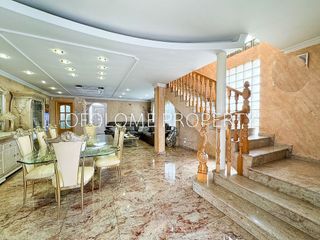 Chalet en venta en Santa Perpètua de Mogoda