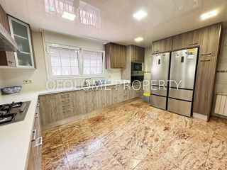 Chalet en venta en Santa Perpètua de Mogoda