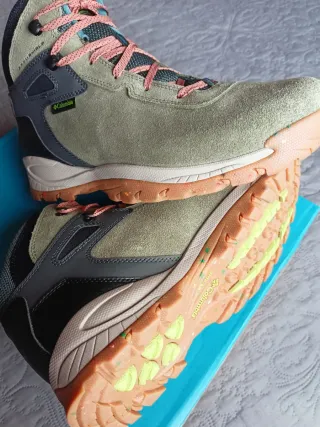 Botas Columbia Newton Ridge BC talla 43 verde