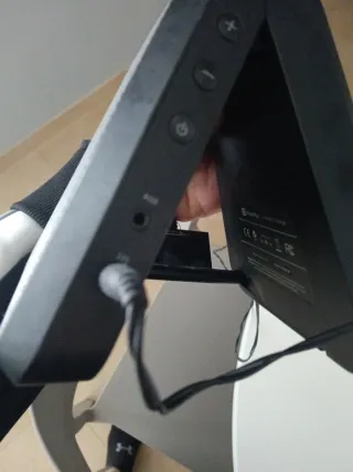 Altavoz Negro con Cargador