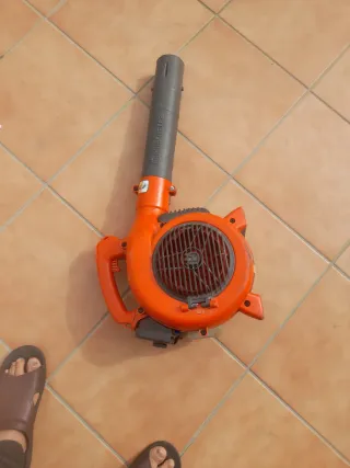 Husqvarna 125 B Sopladora