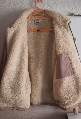 Chaqueta Levi's USA marron con forro sherpa