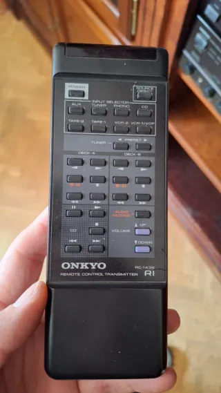 Equipo Hi-Fi Onkyo RI + Tocadisco + altavoces