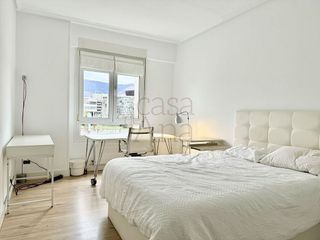 Piso en alquiler en San Pedro de Deusto-La Ribera en Bilbao