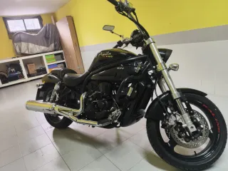 Hyosung Aquila 650 Pro 2013