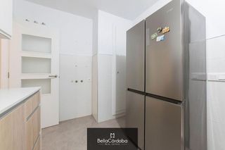 Piso en alquiler en Poniente-Norte - Miralbaida - Parque Azahara en Córdoba