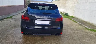 Porsche Cayenne 2014