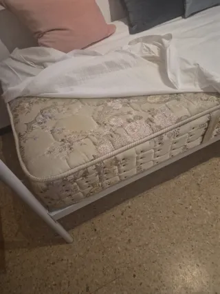 Estructura Cama Diván con Colchón