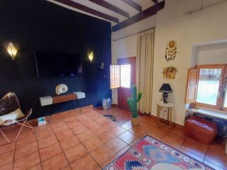 Casa adosada en venta en Oliva pueblo en Oliva