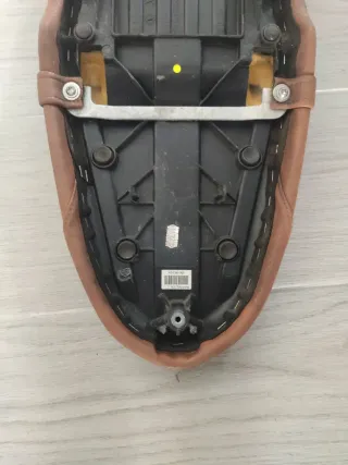 Asiento Niner Scrambler Marrón