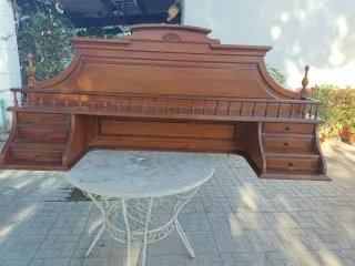 Copete o alzada de cómoda de madera