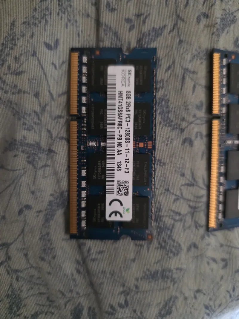 2x 8GB DDR3 SK hynix PC3-12800S afbeelding 2