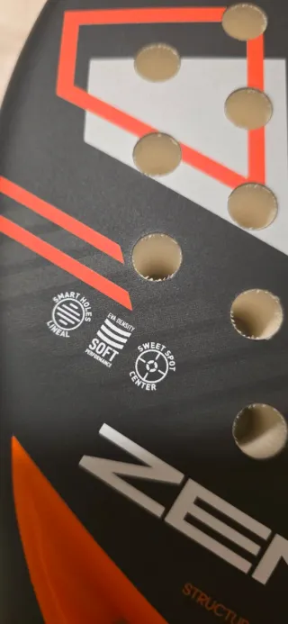 Pala de pádel Adidas ZENTIX