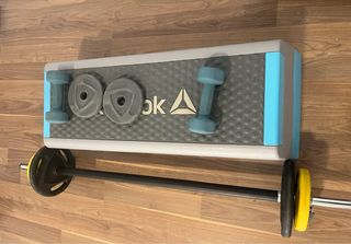 Step Reebok e Bilanciere con Pesi