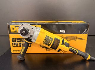 Radial DeWALT DWE4559
