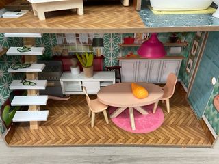 Casa de muñecas Eurekakids