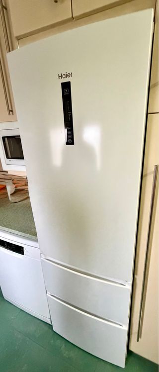 Frigorífico Combi Haier 3D 60 Serie 3 en blanco