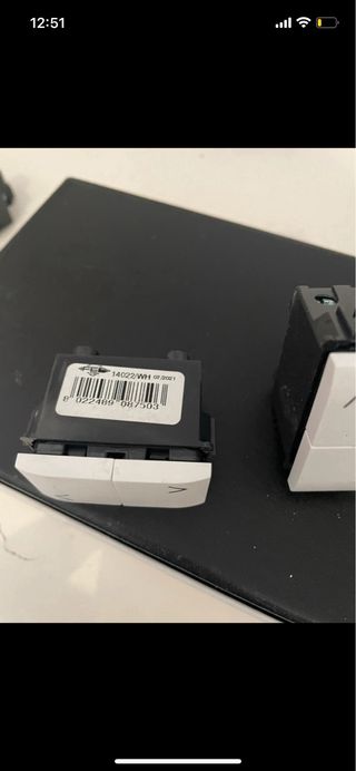 2 interruttori alzacristalli con frecce