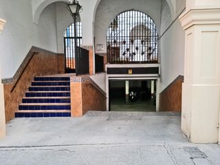 PLAZA DE GARAJE CON TRASTERO