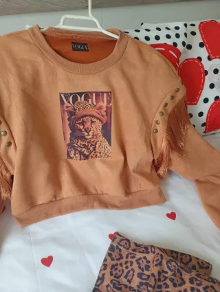 Sudadera corta mujer Vogue