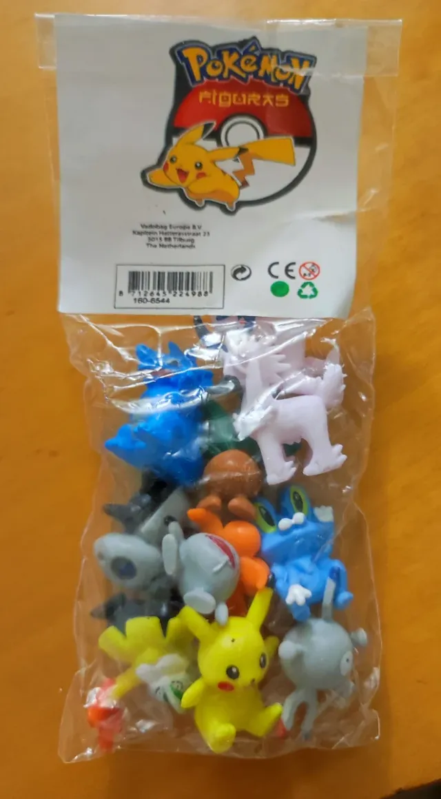 Pokémon figuritas 1990/2000 con etiqueta original