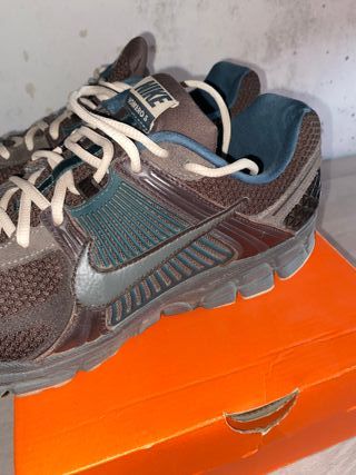 Nike Vomero 5 Talla 44.5