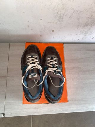 Nike Vomero 5 Talla 44.5