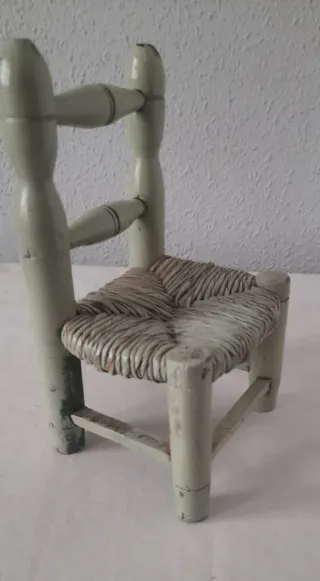 Silla de juguete vintage