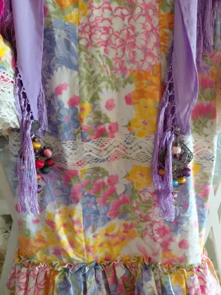 Vestido Flamenca Multicolor con Mantoncillo