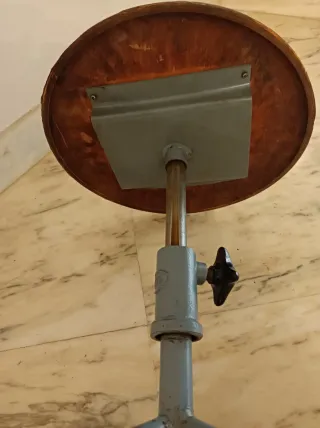 Taburete taller industrial vintage