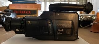 Videocámara Sony Handycam Video 8 (CCD-F380E)