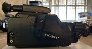 Videocámara Sony Handycam Video 8 (CCD-F380E)