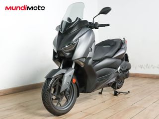 YAMAHA X-MAX 125