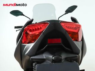 YAMAHA X-MAX 125