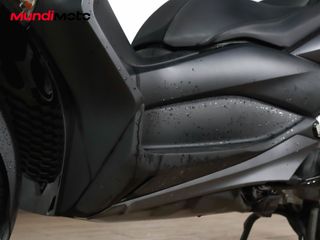 YAMAHA X-MAX 125