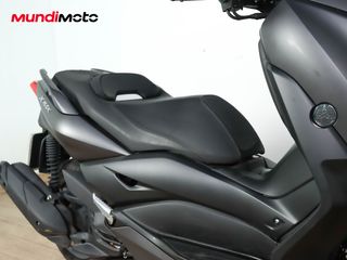YAMAHA X-MAX 125