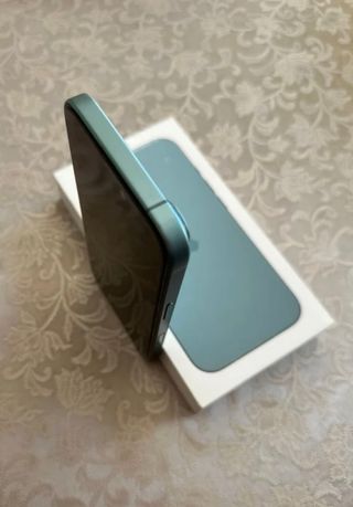 iPhone 16 Azul/Verde