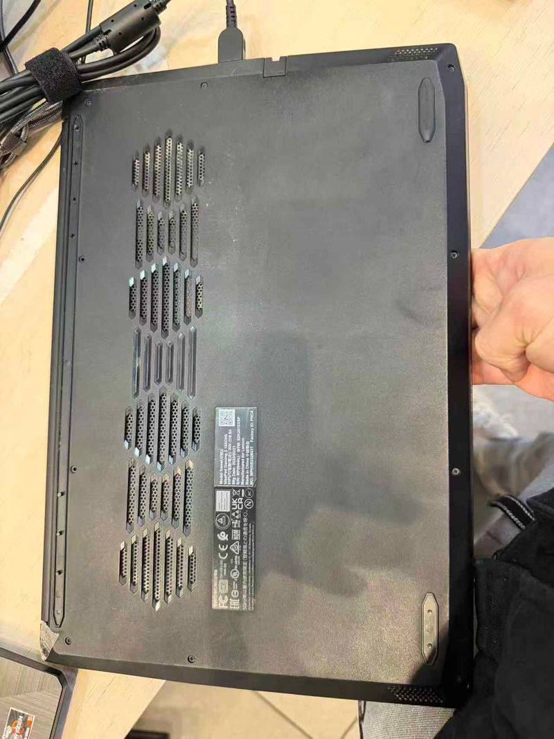 Cargador Lenovo IdeaPad Gaming 3 Gen 6 afbeelding 3