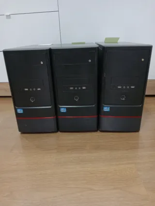 Ordenador de sobremesa CPU PC + pantallas monitor