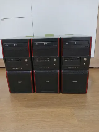 Ordenador de sobremesa CPU PC + pantallas monitor