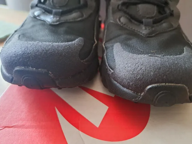 Nike Air 270 React talla 37.5 negro