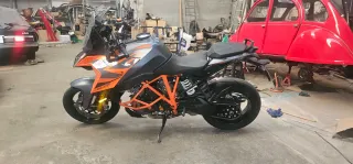 KTM 1290 SUPERDUKE GT Gris/Naranja