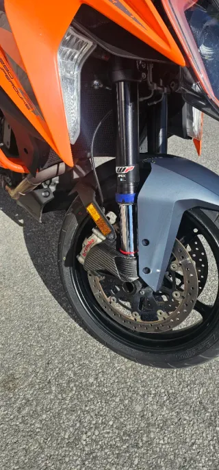 KTM 1290 SUPERDUKE GT Gris/Naranja
